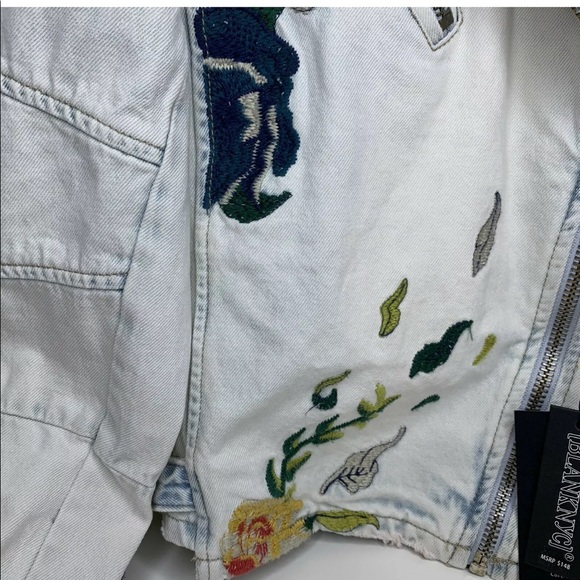 BlankNYC Denim Sitting Pretty Floral Moto Jacket - Picture 8 of 11